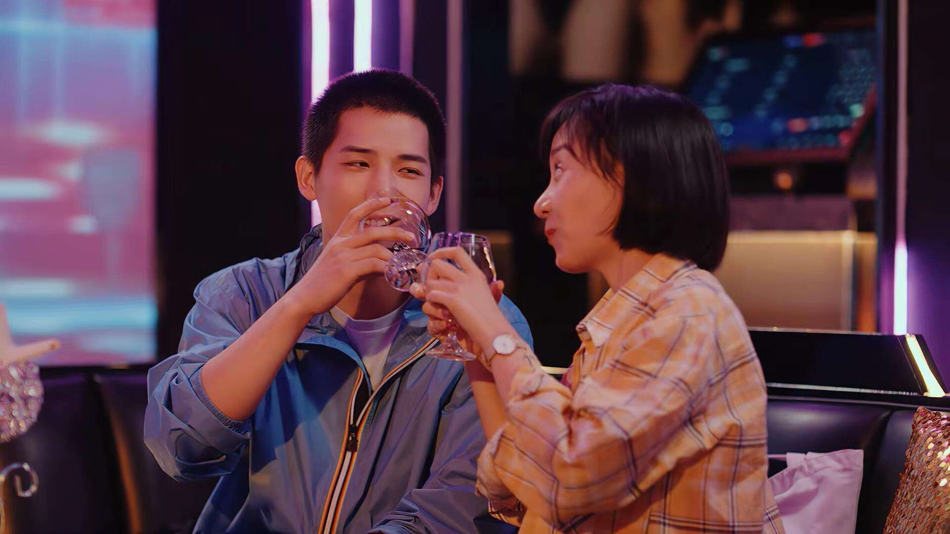 开云体育下载-撕裂与重构，当哈利伯顿成为关键先生，灰熊的团队哲学如何击碎活塞的钢铁雄心？